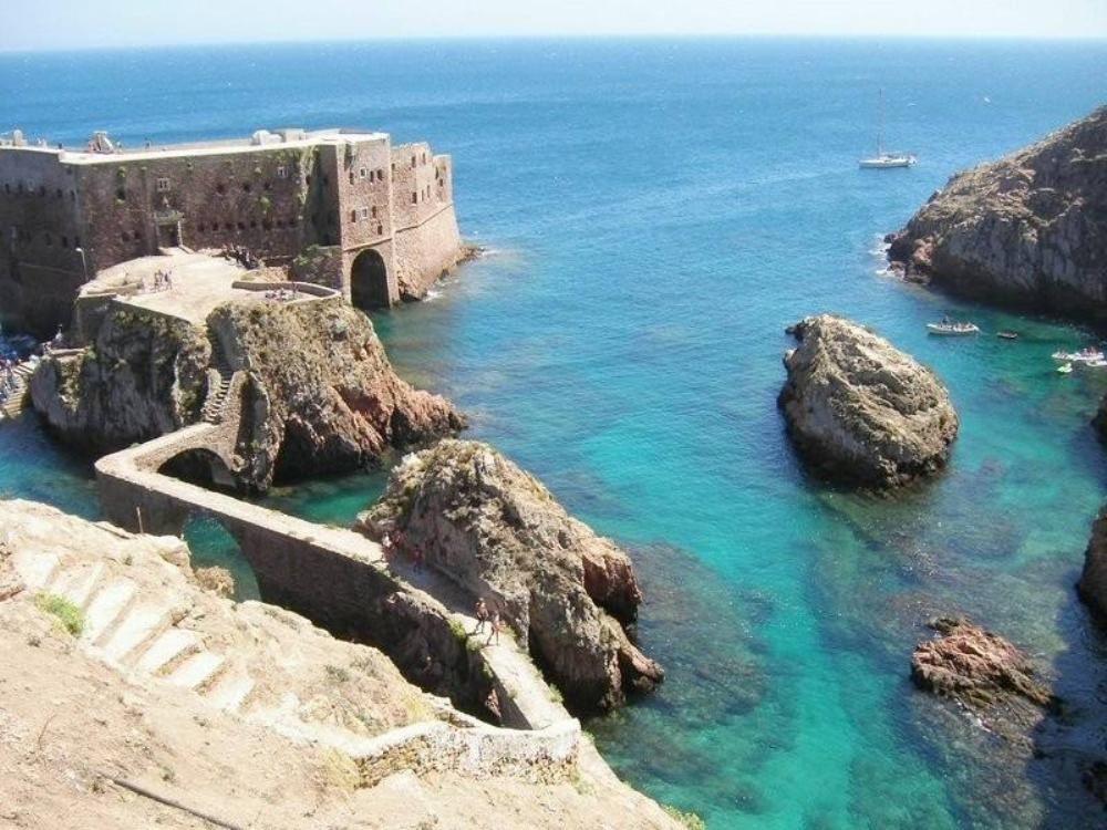 Estrela Do Mar - 100M Da Praia Peniche Bagian luar foto